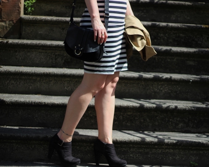 Living-in-a-boxx-monochrome-striped-dress-ankle-boots